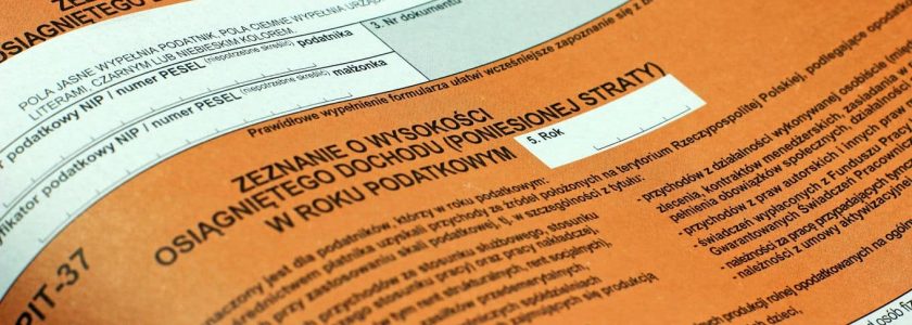 formularz zeznania podatkowego